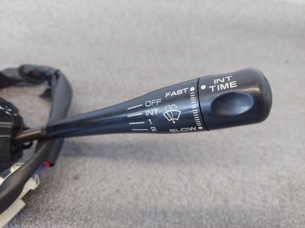 Conjunto / manetes de luzes e limpa vidros MITSUBISHI Lancer IV Hatchback (C6_A, C7_A) Imagem-1