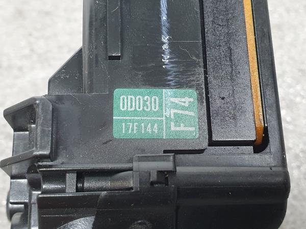 Conjunto / manetes de luzes e limpa vidros TOYOTA Yaris (_P9_) Imagem-3