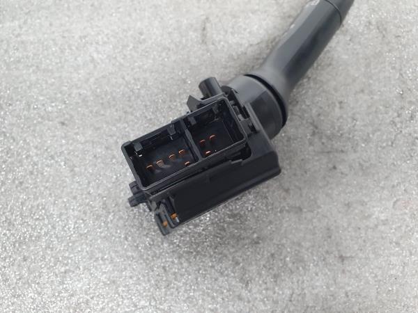 Conjunto / manetes de luzes e limpa vidros TOYOTA Yaris (_P9_) Imagem-2