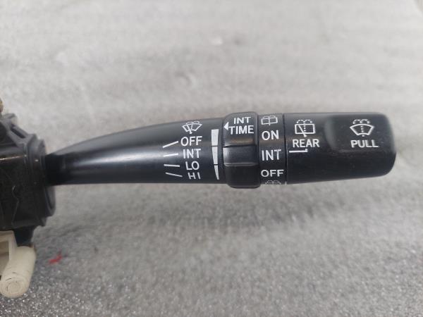 Conjunto / manetes de luzes e limpa vidros TOYOTA Corolla Sedan (_E11_) Imagem-1