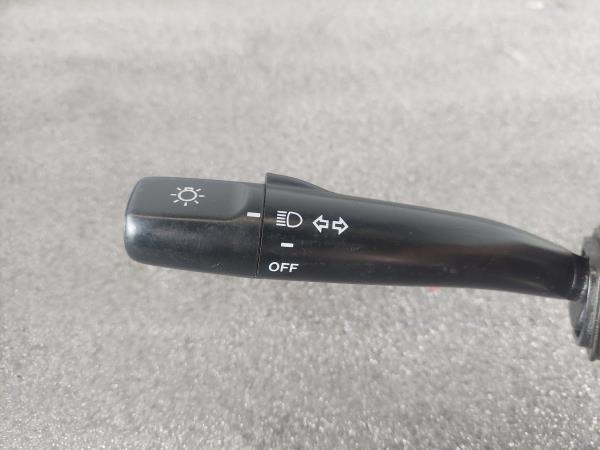 Conjunto / manetes de luzes e limpa vidros TOYOTA Corolla Sedan (_E11_) Imagem-2