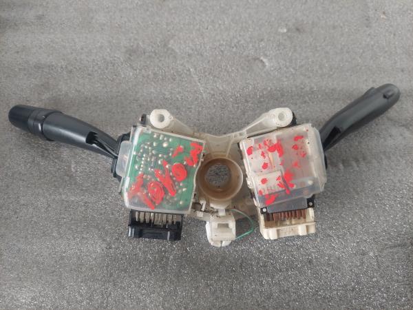 Conjunto / manetes de luzes e limpa vidros TOYOTA Corolla Sedan (_E11_) Imagem-3