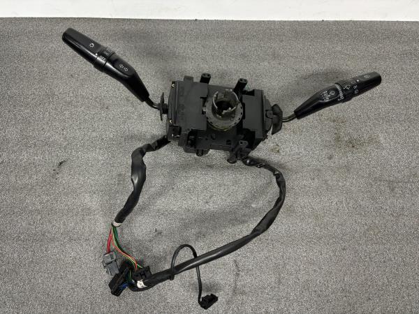 Conjunto / manetes de luzes e limpa vidros HYUNDAI H-1 (A1)