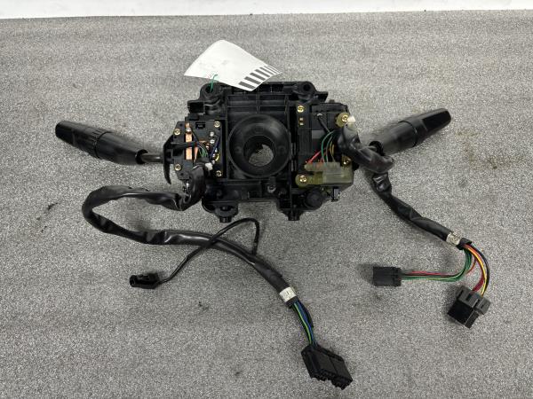 Conjunto / manetes de luzes e limpa vidros HYUNDAI H-1 (A1) Imagem-4