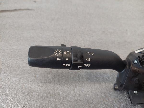 Conjunto / manetes de luzes e limpa vidros MAZDA 2 (DY) Imagem-2