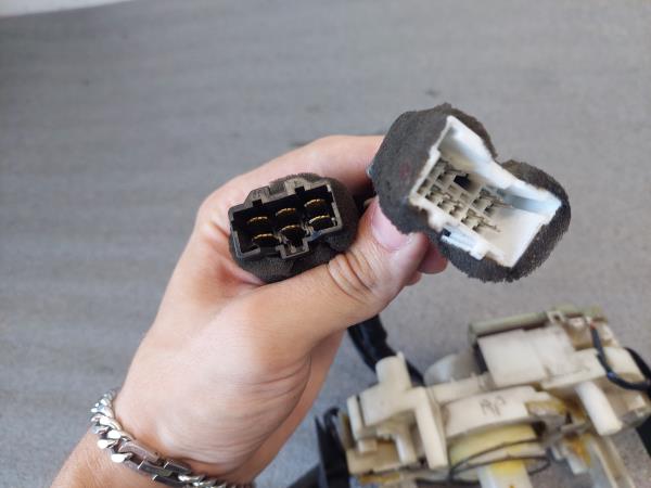 Conjunto / manetes de luzes e limpa vidros KIA Sportage (K00) Imagem-3