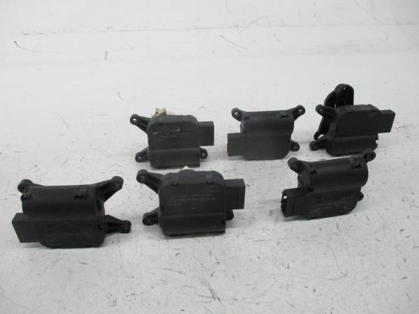 Motor del compuerta de la calefacción AUDI A3 (8P1) Imagem-1