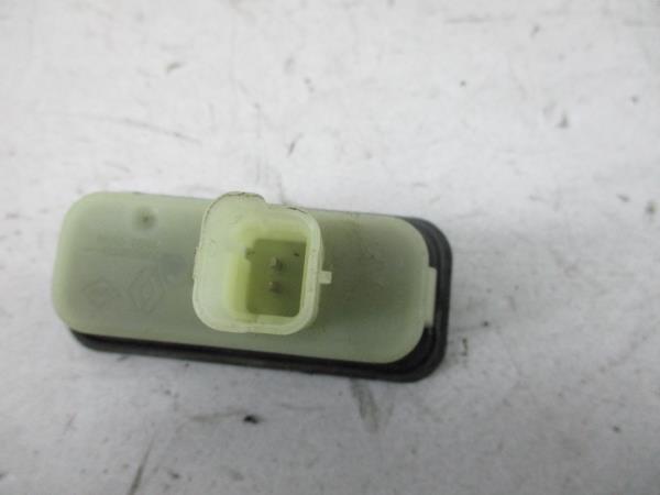Interruptor / Botao RENAULT Megane III (BZ0_) Imagem-3