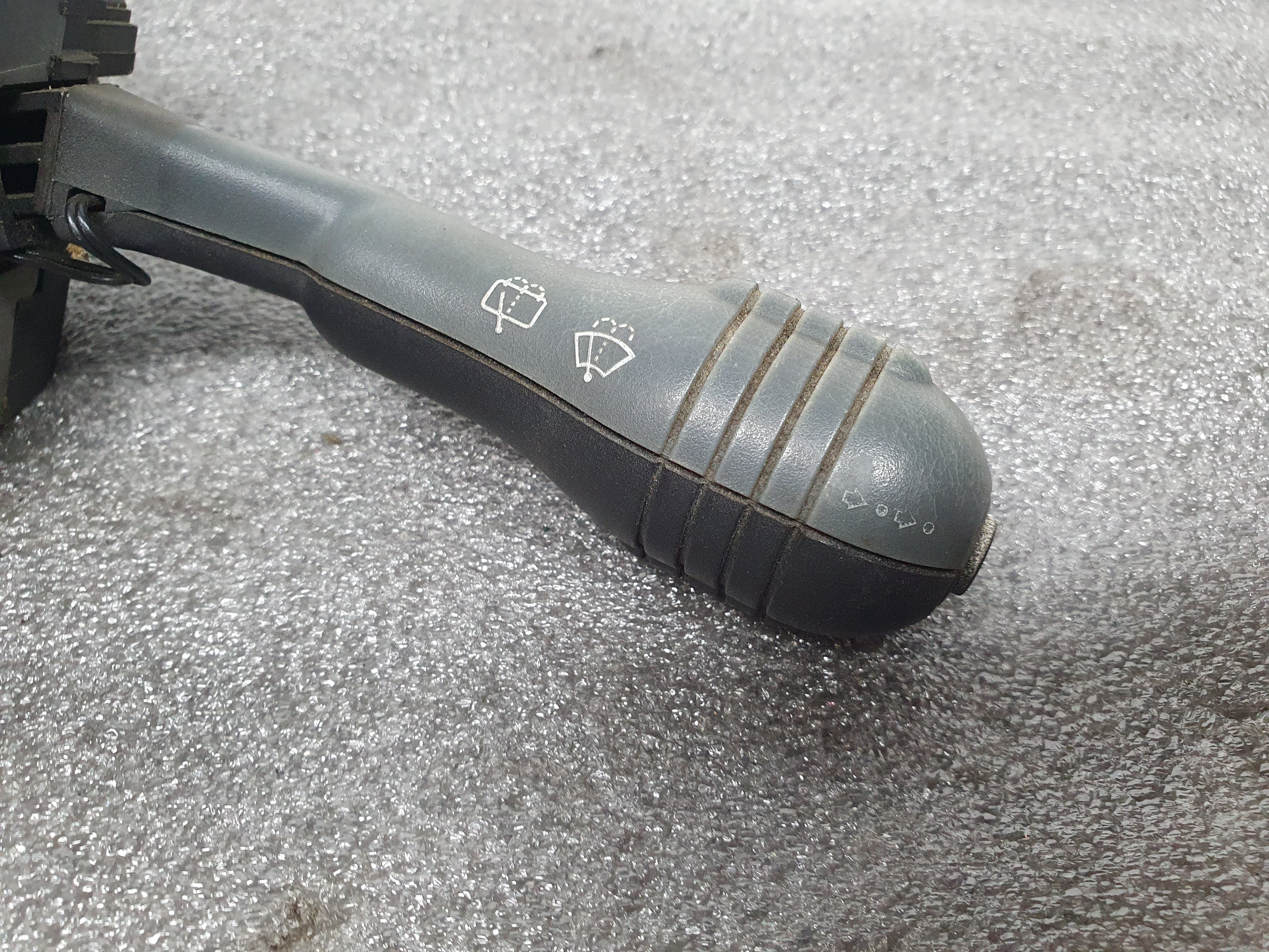 Conjunto / manetes de luzes e limpa vidros RENAULT Twingo I (C06_) Imagem-1