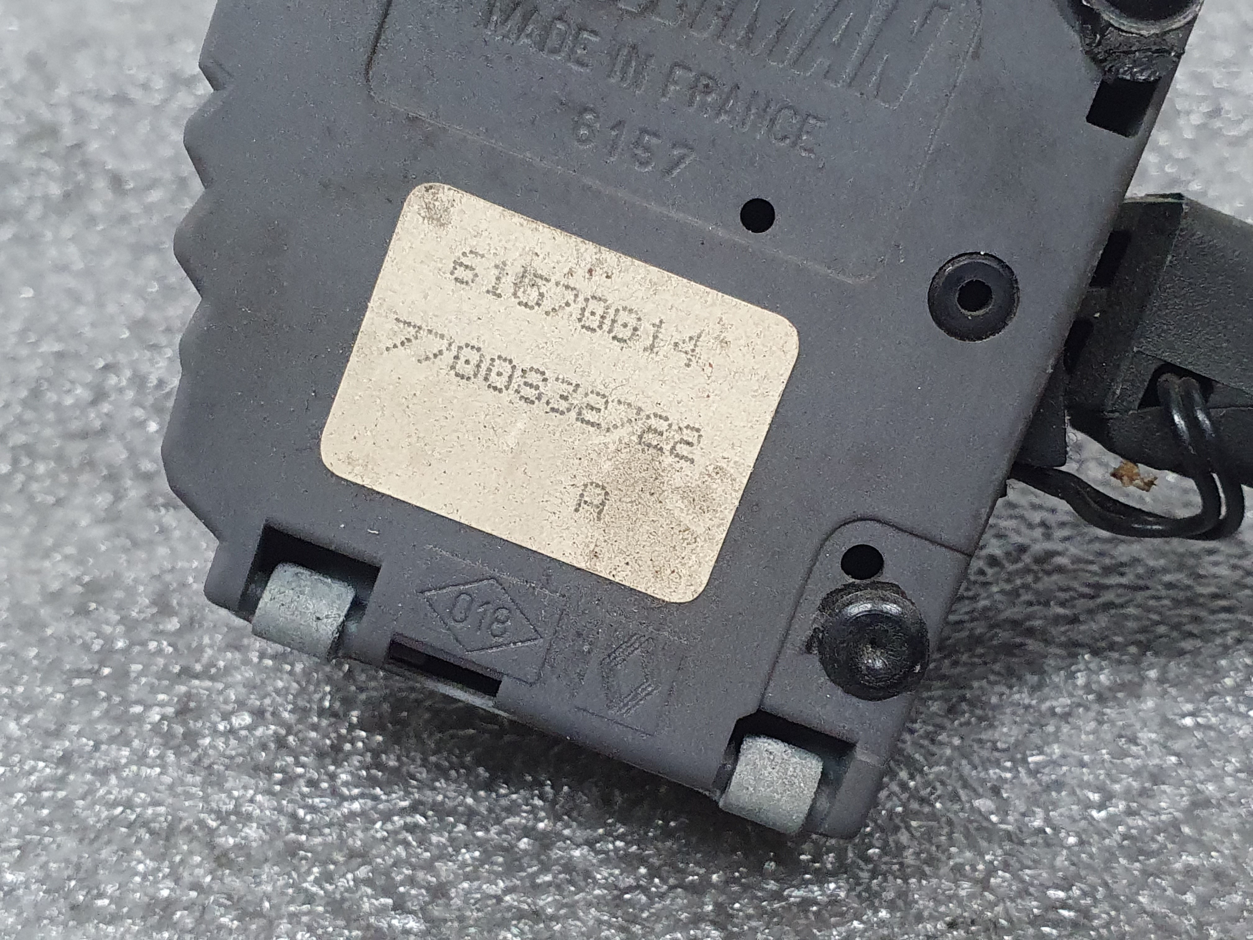 Conjunto / manetes de luzes e limpa vidros RENAULT Twingo I (C06_) Imagem-2