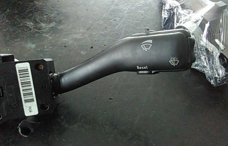 Conjunto / manetes de luzes e limpa vidros SEAT Toledo II (1M2) Imagem-1