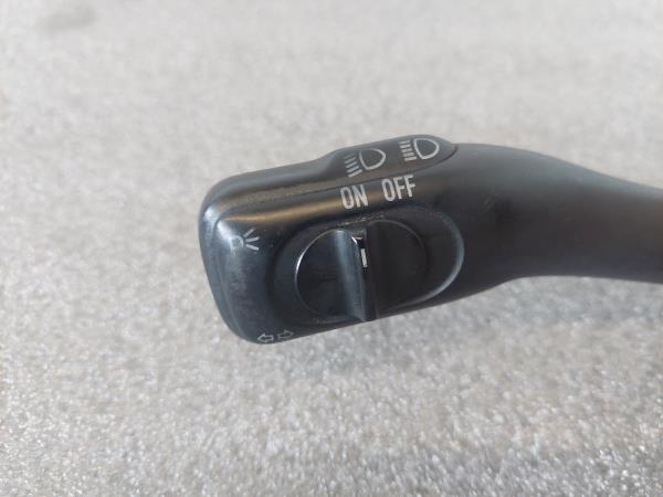 Conjunto / manetes de luzes e limpa vidros SKODA Octavia I Break (1U5) Imagem-1