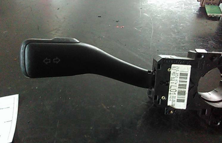 Conjunto / manetes de luzes e limpa vidros SKODA Fabia I Hatchback (6Y2)