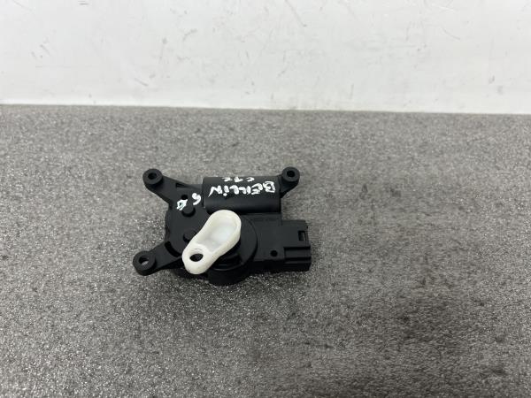 Motor del compuerta de la calefacción CITROËN Berlingo (B9) Imagem-2