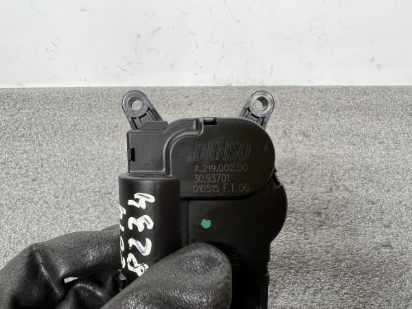 Motor del compuerta de la calefacción CITROËN Berlingo (B9) Imagem-3