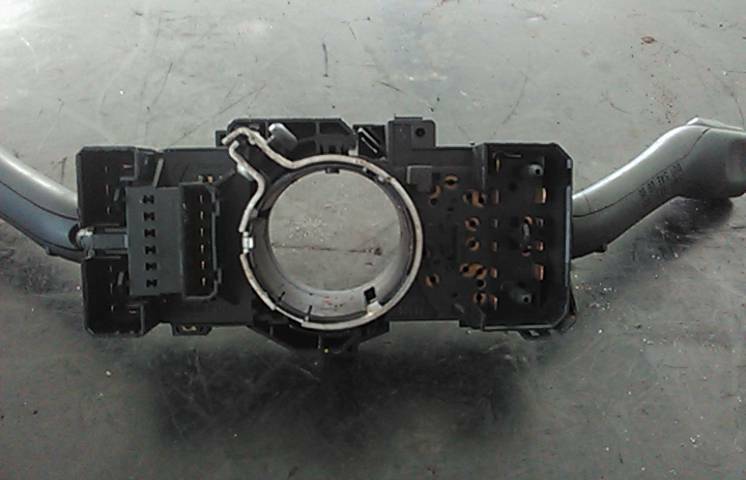 Conjunto / manetes de luzes e limpa vidros SKODA Fabia I Hatchback (6Y2) Imagem-2