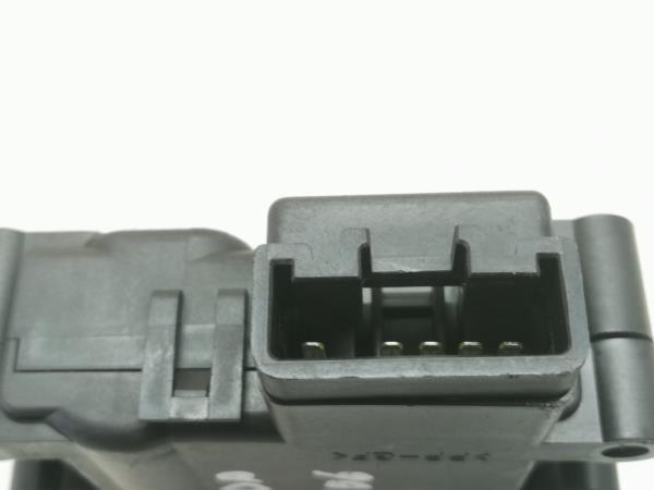 Motor del compuerta de la calefacción MAZDA 6 Station Wagon (GY) Imagem-2