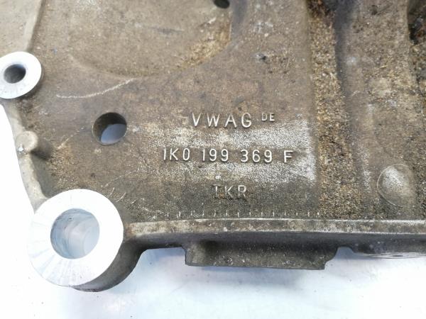 Subchasis delantero VOLKSWAGEN Golf V (1K1) Imagem-1