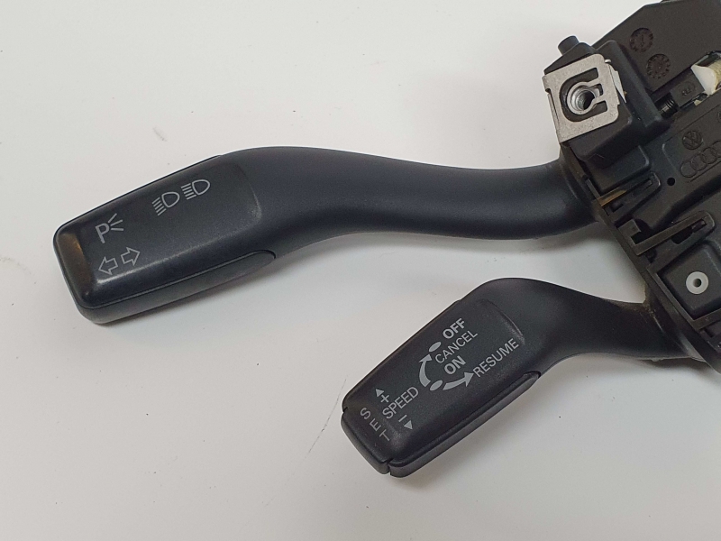 Conjunto / manetes de luzes e limpa vidros AUDI A3 (8P1) Imagem-1