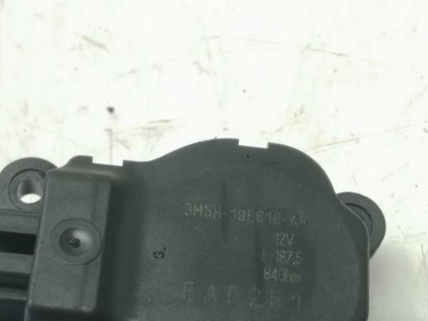 Motor del compuerta de la calefacción FORD Focus II (DA_) Imagem-1