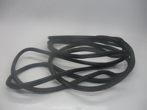 Goma genérica VOLKSWAGEN Polo (6R, 6C) Imagem-2