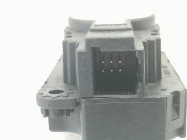 Motor del compuerta de la calefacción RENAULT Megane III (BZ0_) Imagem-2