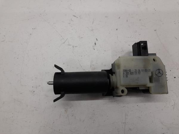 Motor Fecho Mala MERCEDES-BENZ Classe B (W245) Imagem-3