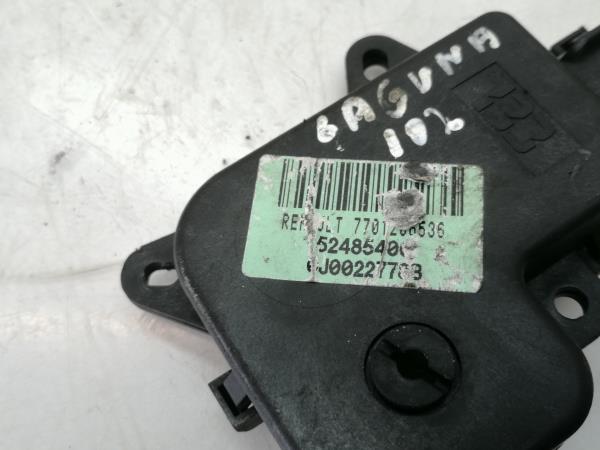 Motor del compuerta de la calefacción RENAULT Laguna II (BG0/1_) Imagem-1