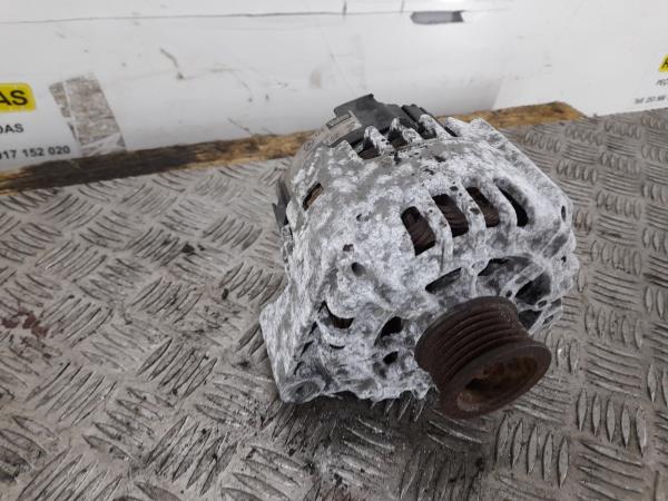 Alternador MERCEDES-BENZ CLK (C209) Imagem-1