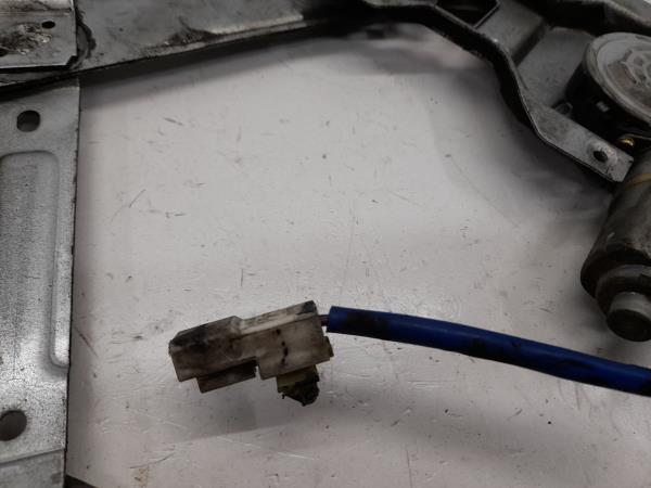 Elevador vidros frente direito HYUNDAI Matrix (FC) Imagem-3