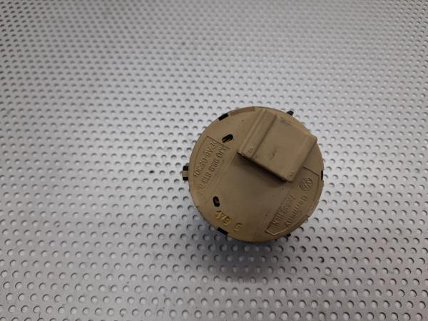 Interruptor / Botao SKODA Fabia I Break (6Y5) Imagem-1