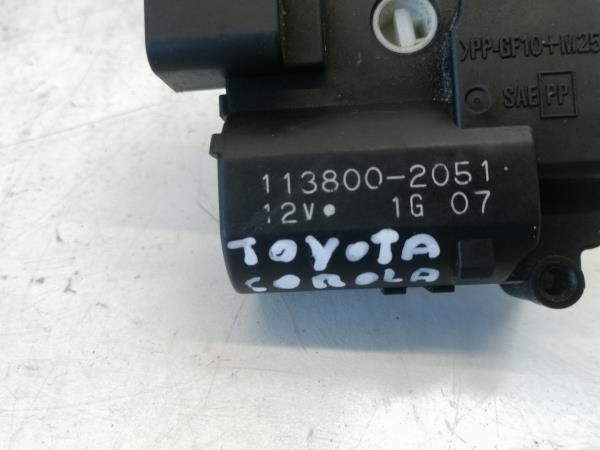 Motor del compuerta de la calefacción TOYOTA Corolla Hatchback (_E12_) Imagem-1