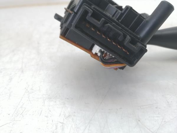 Conjunto / manetes de luzes e limpa vidros TOYOTA Corolla Hatchback (_E12_) Imagem-1