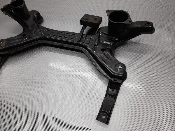 Subchasis delantero VOLKSWAGEN Golf III (1H1) Imagem-1