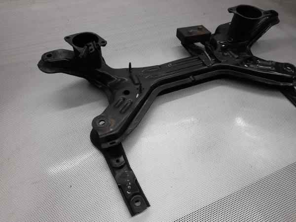 Subchasis delantero VOLKSWAGEN Golf III (1H1) Imagem-2