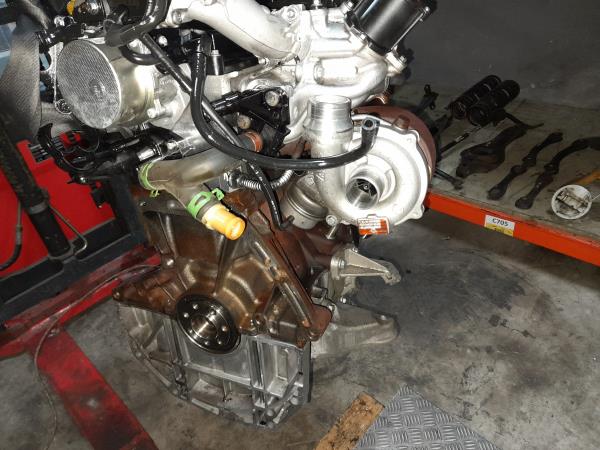 Motor completo RENAULT Megane III Coupé (DZ0/1_) Imagem-4 Motor completo RENAULT Megane III Coupé (DZ0/1_) Imagem-4
