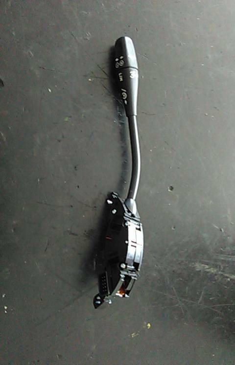 Conjunto / manetes de luzes e limpa vidros MERCEDES-BENZ Classe A (W169)