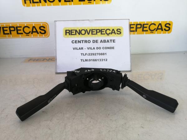 Conjunto / manetes de luzes e limpa vidros VOLVO 440 K (445)