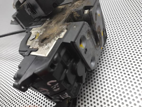 Fechadura / fecho porta trás direito RENAULT Clio III Grandtour (KR0/1_) Imagem-3 Fechadura / fecho porta trás direito RENAULT Clio III Grandtour (KR0/1_) Imagem-3