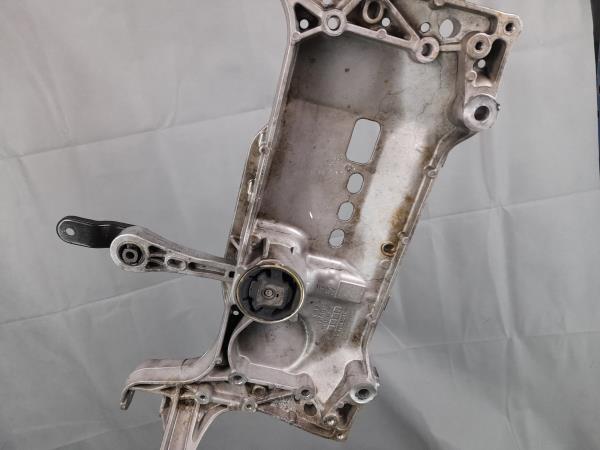Subchasis delantero VOLKSWAGEN Passat (3C2) Imagem-3