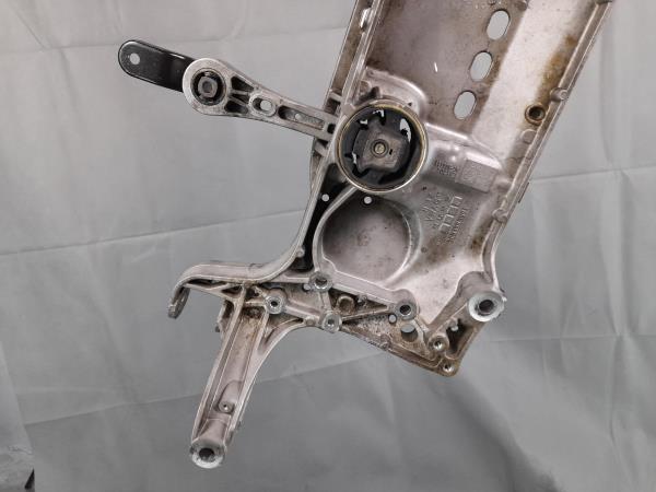 Subchasis delantero VOLKSWAGEN Passat (3C2) Imagem-2