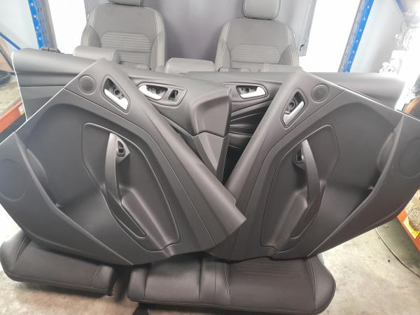 Conjunto de bancos FORD Kuga II (DM2) Imagem-5