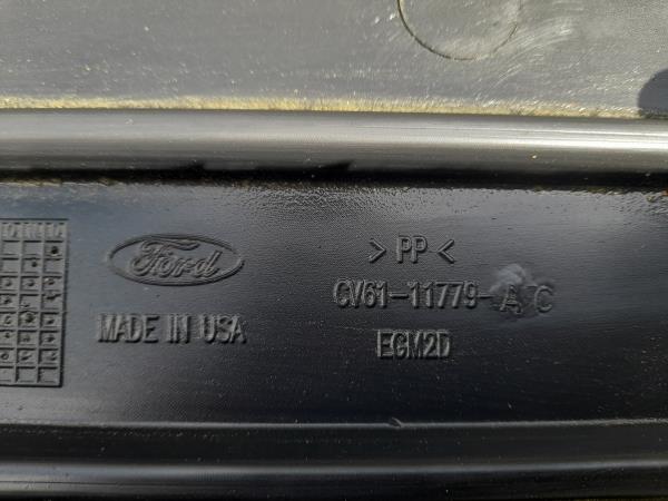 Resguardo Termoventilador FORD Kuga II (DM2) Imagem-3 Resguardo Termoventilador FORD Kuga II (DM2) Imagem-3