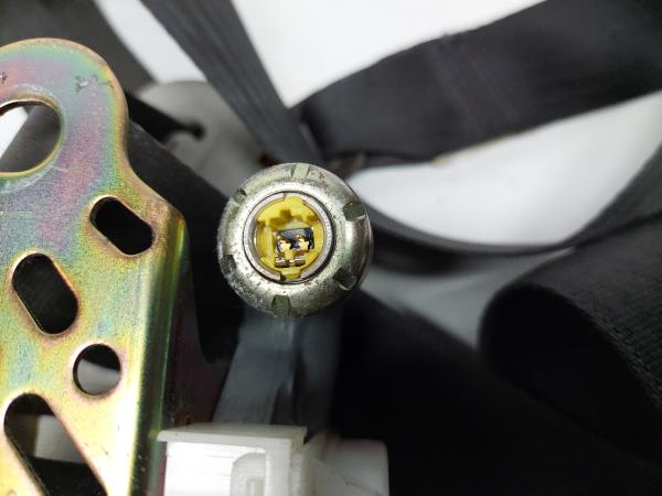 Cinturón delantero izquierdo TOYOTA Corolla Verso (ZER_, ZZE12_, R1_) Imagem-1