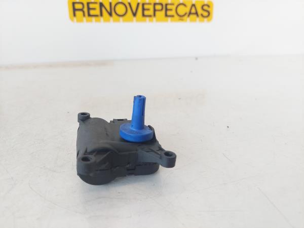 Motor del compuerta de la calefacción AUDI A4 (8E2, B6) Imagem-3