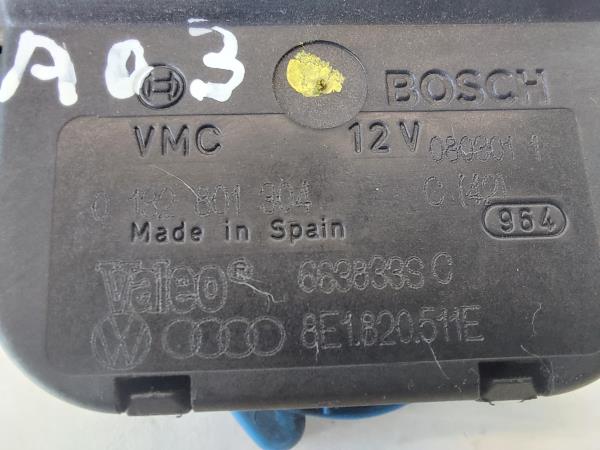 Motor del compuerta de la calefacción AUDI A4 (8E2, B6) Imagem-3