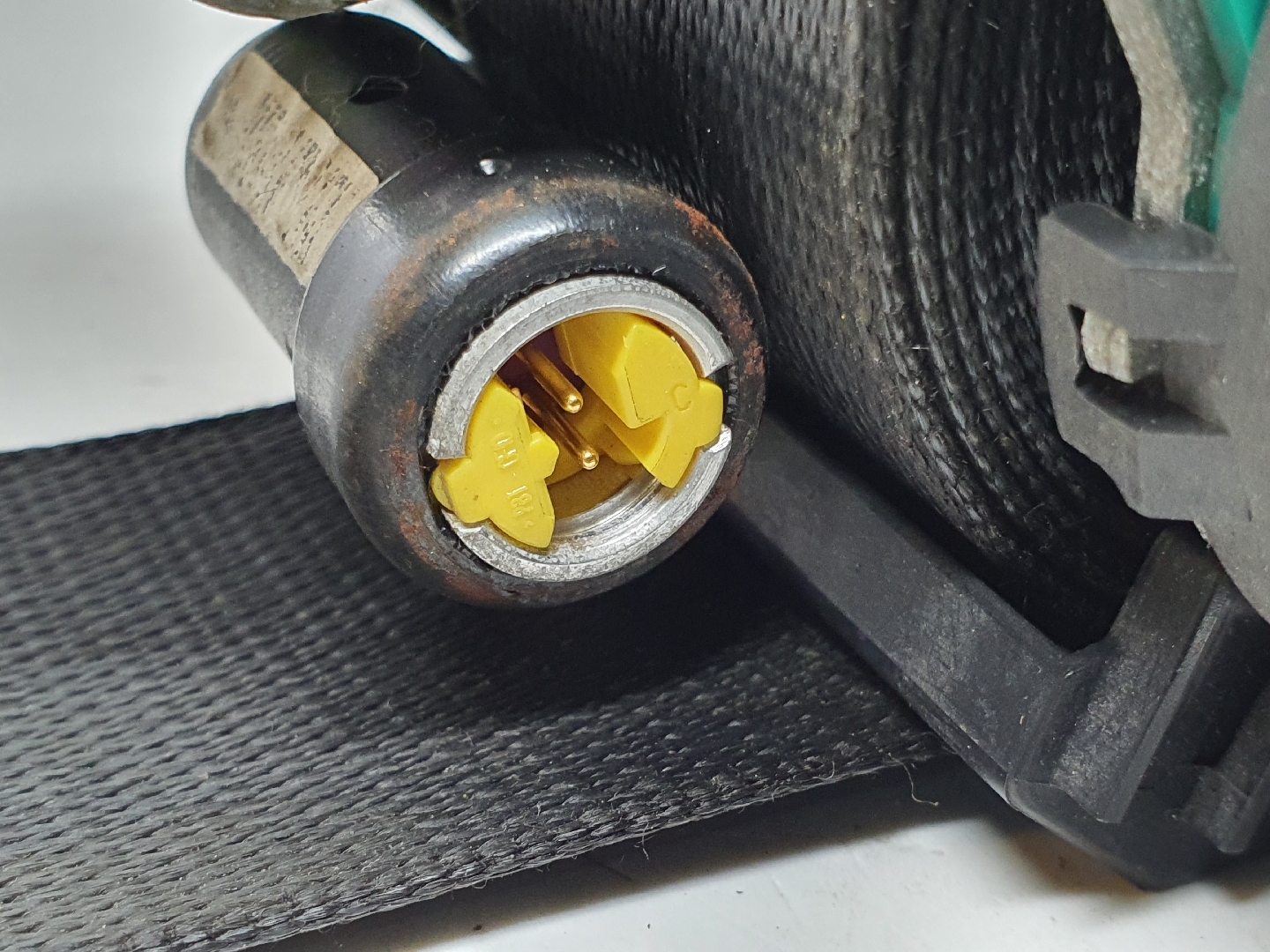 Cinturón delantero izquierdo MERCEDES-BENZ Classe A (W169) Imagem-2