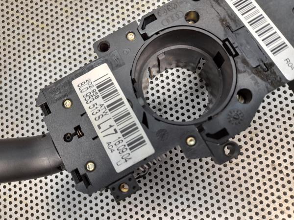 Conjunto / manetes de luzes e limpa vidros VOLKSWAGEN Passat Variant (3B5) Imagem-3