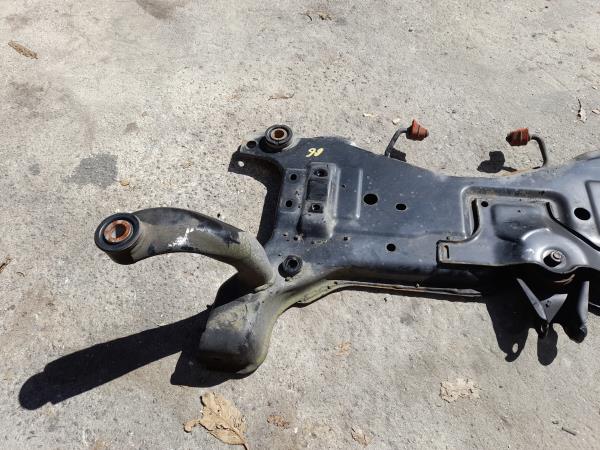 Subchasis delantero MAZDA 3 (BK) Imagem-1