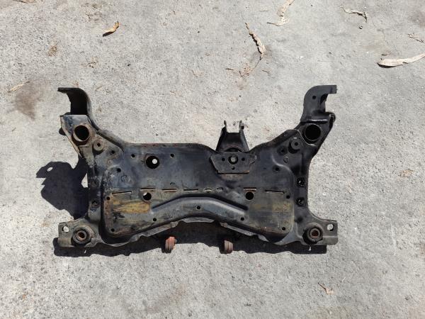 Subchasis delantero MAZDA 3 (BK) Imagem-4